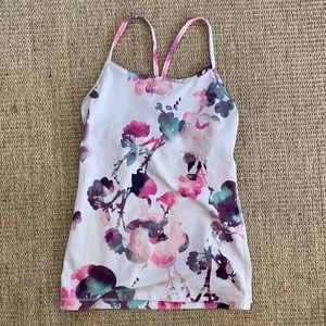 Size 4 vintage lululemon tank top
